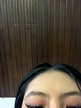 KloePink  online show from 10.03.25