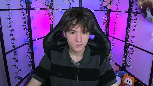 Ethan Rivers online show from 11.08.25