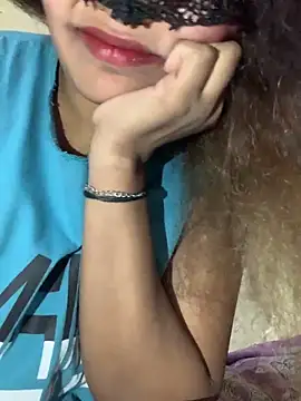 NeoleeLkr online show from 11.07.25