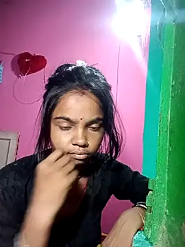 Snapshot of HotPiya439 chatting on 10.04.25 HotPiya439 online show from 10.04.25