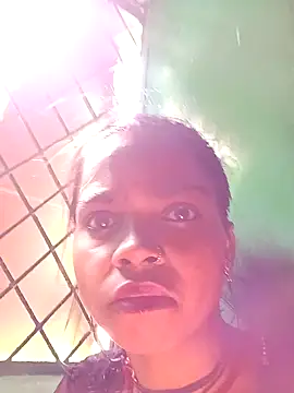 Snapshot of HotPiya439 chatting on 10.14.25 HotPiya439 online show from 10.14.25