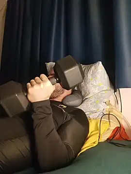 EyesNeverLies online show from 10.30.25