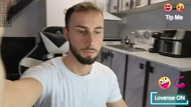 Snapshot of RyanStorm_ chatting on 10.17.25 RyanStorm online show from 10.17.25