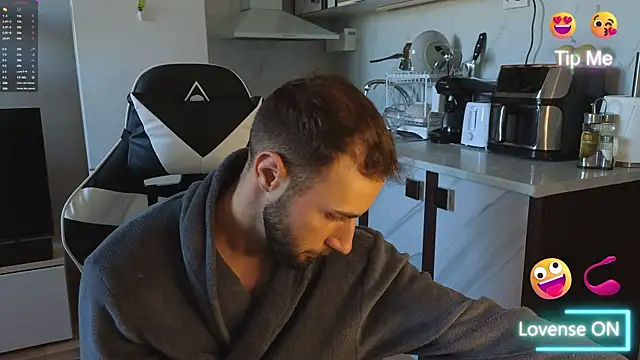 Snapshot of RyanStorm_ chatting on 10.20.25 RyanStorm online show from 10.20.25