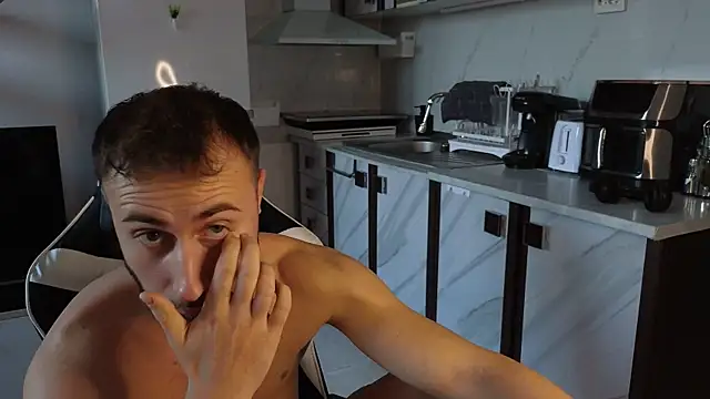 Snapshot of RyanStorm_ chatting on 11.06.25 RyanStorm online show from 11.06.25