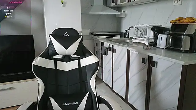 RyanStorm  online show from 11.26.25