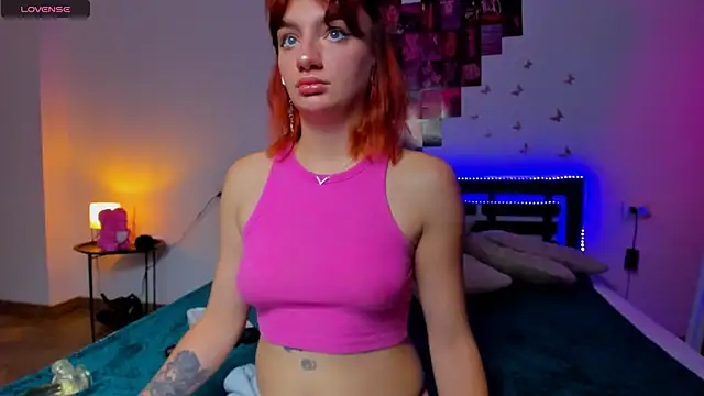 Snapshot of ArinaWinss chatting on 10.04.25 ArinaWinss online show from 10.04.25