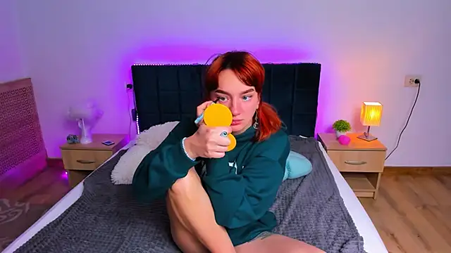 Snapshot of ArinaWinss chatting on 10.07.25 ArinaWinss online show from 10.07.25