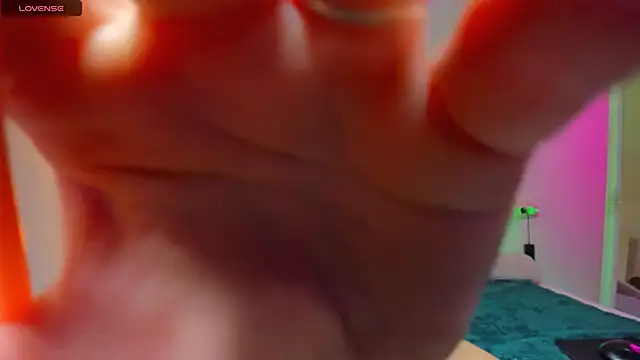 Snapshot of ArinaWinss chatting on 10.08.25 ArinaWinss online show from 10.08.25