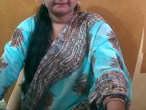 Saniya K online show from 09.21.25