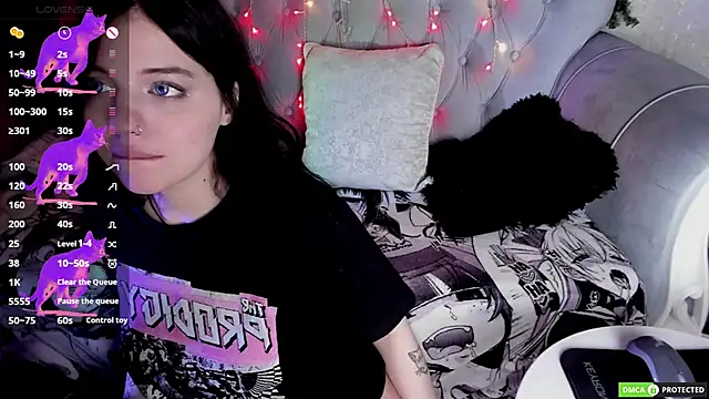 ArlineCarroll online show from 12.18.25