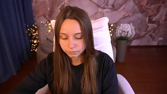 AnnaPearl online show from 10.02.25