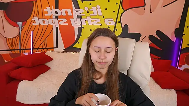 AnnaPearl online show from 10.24.25