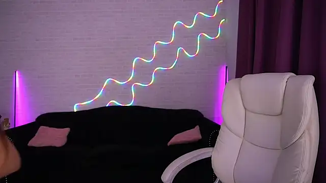 AnnaPearl online show from 11.09.25