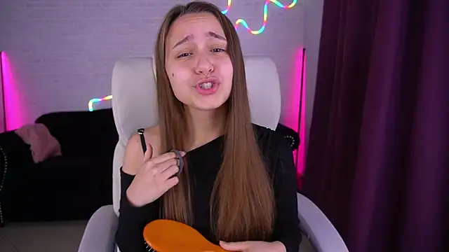 AnnaPearl online show from 11.12.25