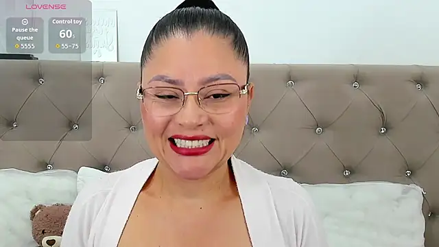 Isbettyche online show from 09.30.25