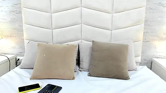 Rosejoe1 online show from 09.18.25