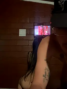 miawhithee online show from 11.12.25