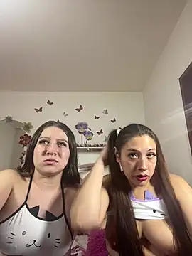 Snapshot of Luna_Analya chatting on 02.21.26 Luna Analya online show from 02.21.26