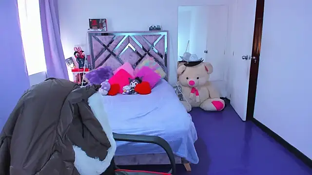 Snapshot of Luna_Analya chatting on 02.28.26 Luna Analya online show from 02.28.26