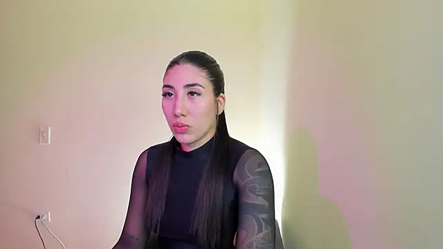 isabella99- online show from 09.22.25