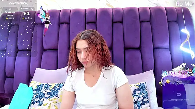 Snapshot of megannherrera chatting on 04.22.26 megannherrera online show from 04.22.26