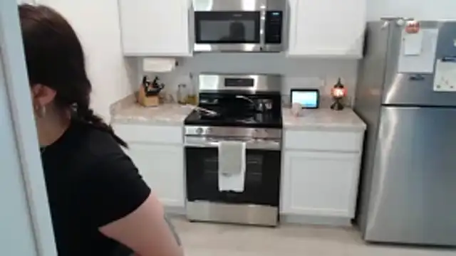 Snapshot of halostar chatting on 03.29.26 halostar online show from 03.29.26