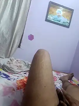 maddy3108 online show from 09.12.25