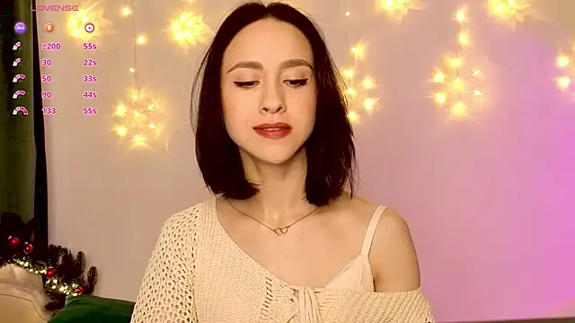 MiaSweetasHoney online show from 12.15.25