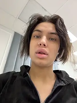 Snapshot of VioletAsh chatting on 02.03.26 VioletAsh online show from 02.03.26