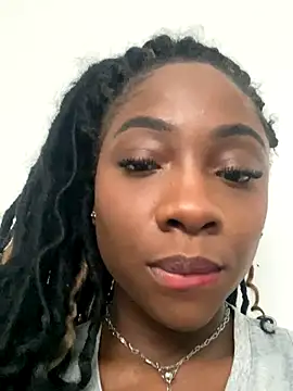 Astergray21 online show from 10.30.25