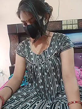 Snapshot of Priyanka_Pal chatting on 05.15.26 Priyanka Pal online show from 05.15.26