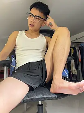 Snapshot of XTTX49 chatting on 07.18.26 XTTX49 online show from 07.18.26