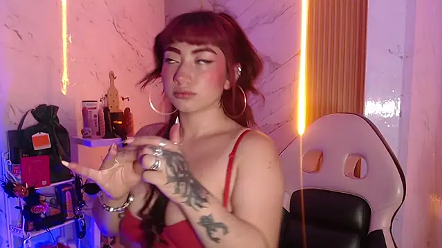 Snapshot of Sophia_tf chatting on 02.13.26 Sophia tf online show from 02.13.26