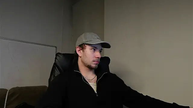 Snapshot of Ethan_Fyre chatting on 11.03.25 Ethan Fyre online show from 11.03.25