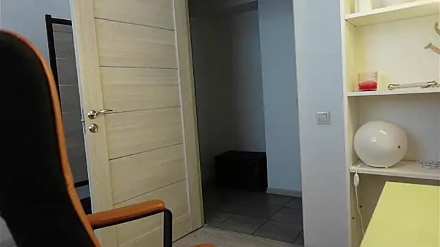 Snapshot of Mark_Maxim chatting on 10.20.25 Mark Maxim online show from 10.20.25