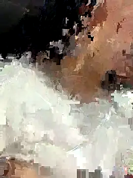 Snapshot of NashuaBell chatting on 11.08.25 NashuaBell online show from 11.08.25