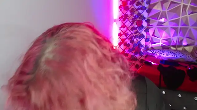 poison doll2 online show from 11.13.25