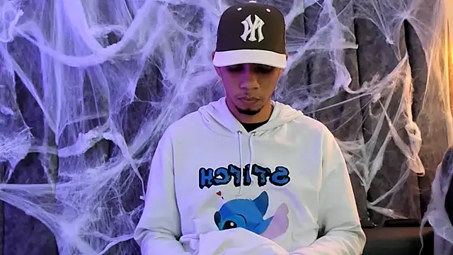 Snapshot of DustinandJordan chatting on 10.10.25 DustinandJordan online show from 10.10.25