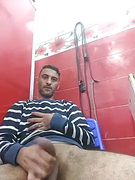 Snapshot of mahdiDido chatting on 10.27.25 mahdiDido online show from 10.27.25