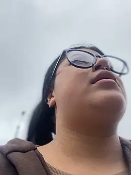 Tokio Sakura online show from 10.22.25