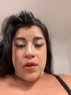 Tokio Sakura online show from 11.22.25