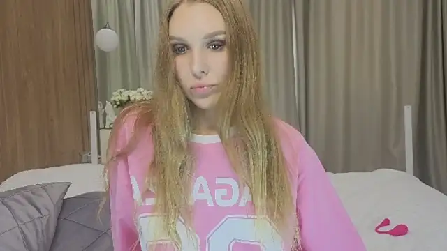 Brigitte Bardot online show from 10.28.25