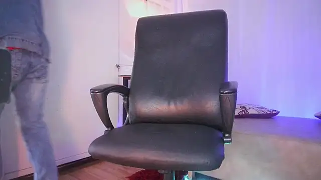 Snapshot of Sander_ath chatting on 09.29.25 Sander ath online show from 09.29.25