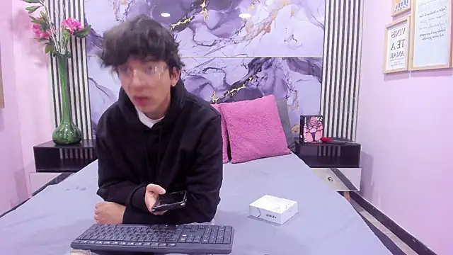 Desire Ecstasy online show from 10.11.25