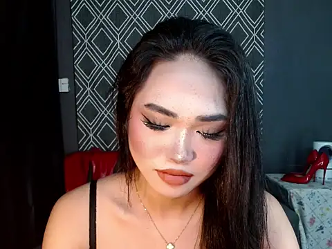 hugesignificant 69 online show from 11.04.25