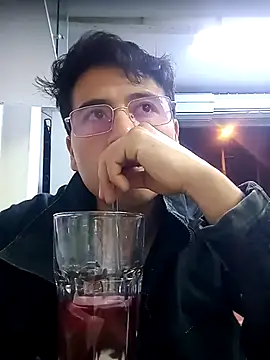 QJHoElyking online show from 10.25.25