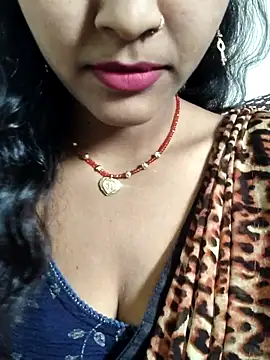 Snapshot of AnanyaKapoor89 chatting on 09.09.25 AnanyaKapoor89 online show from 09.09.25