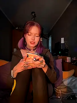 n1ghtcloud online show from 10.14.25