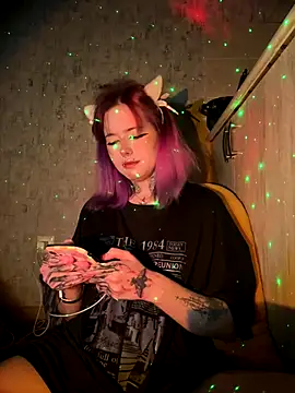 n1ghtcloud online show from 12.03.25